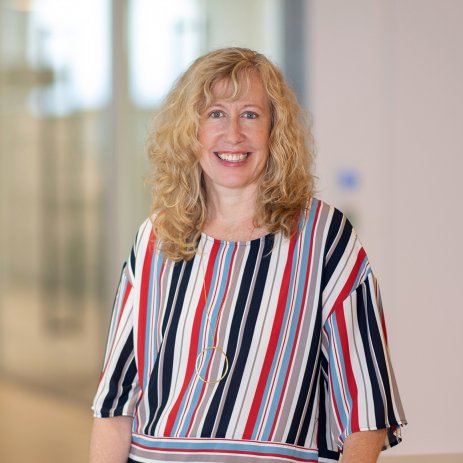 Photo of Tracy Lea Neff