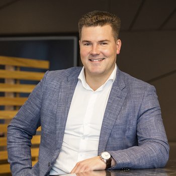 Photo of Ross Robertson